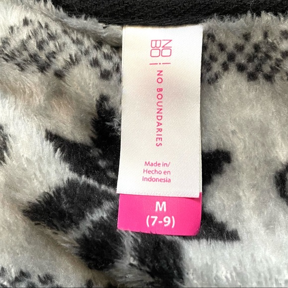 NO BOUNDARIES super soft zipper hoodie, size M - Picture 10 of 10